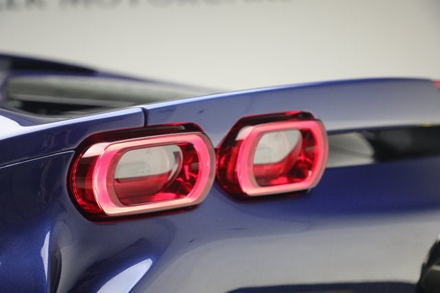 2023 Ferrari SF90 Stradale Base