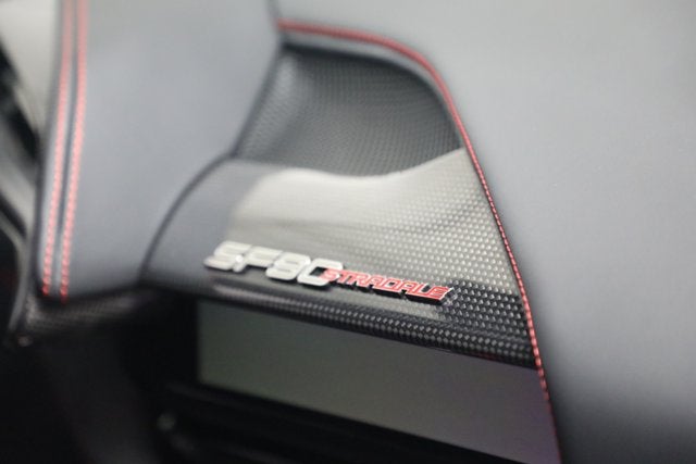 2023 Ferrari SF90 Stradale Base