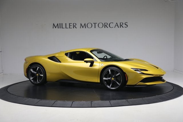 2024 Ferrari SF90 Spider Base