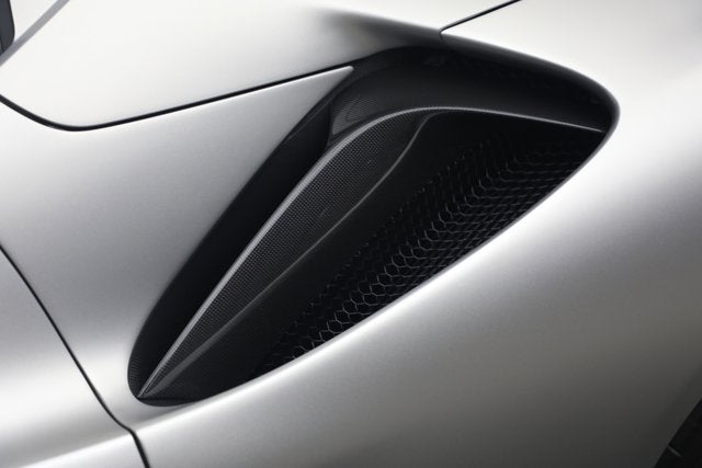 2023 Ferrari SF90 Spider Base