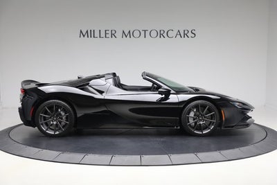 2023 Ferrari SF90 Spider Base