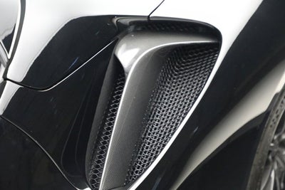 2023 Ferrari SF90 Spider Base