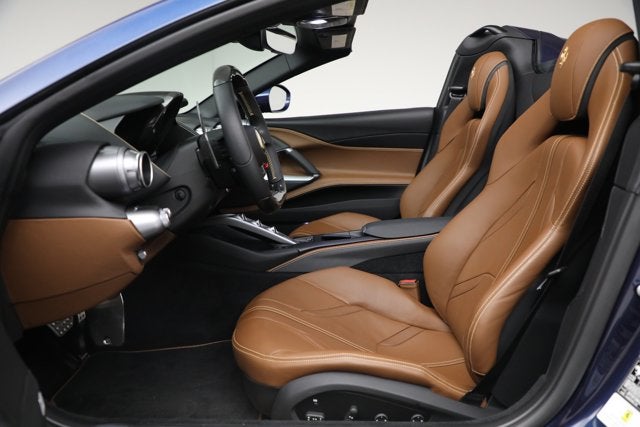 2022 Ferrari 812 GTS Base