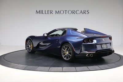 2022 Ferrari 812 GTS Base