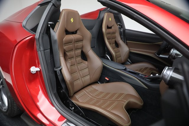 2022 Ferrari 812 GTS Base