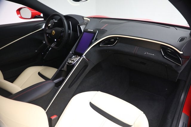 2022 Ferrari Roma Base