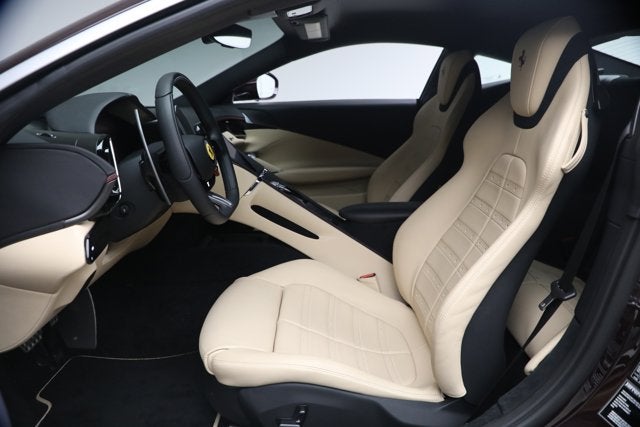 2023 Ferrari Roma Base