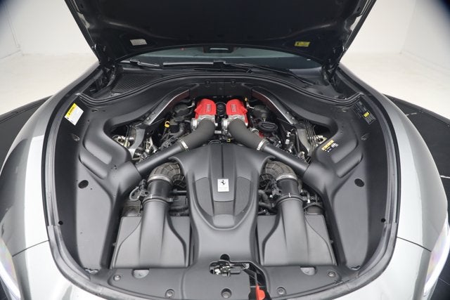 2023 Ferrari Roma Base