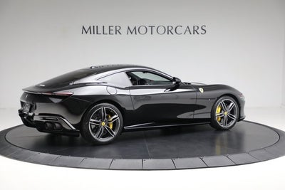 2022 Ferrari Roma Base