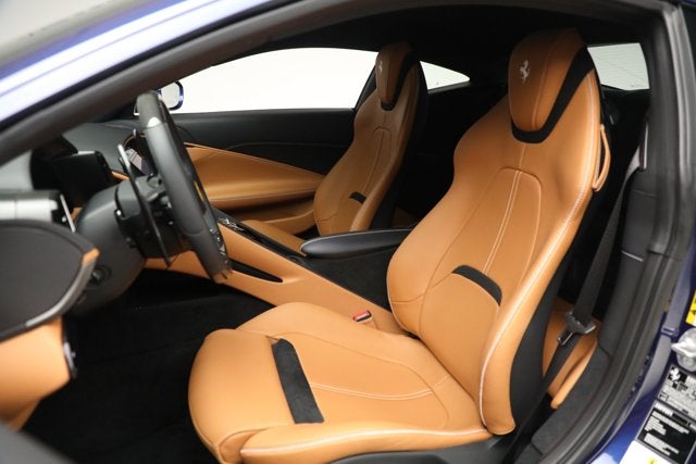 2022 Ferrari Roma Base