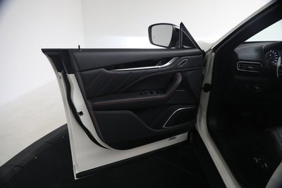2024 Maserati Levante Modena