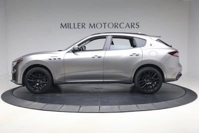 2022 Maserati Levante Modena