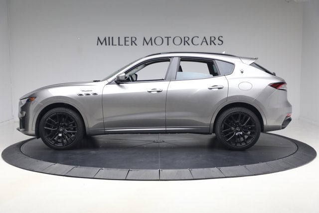 2022 Maserati Levante Modena