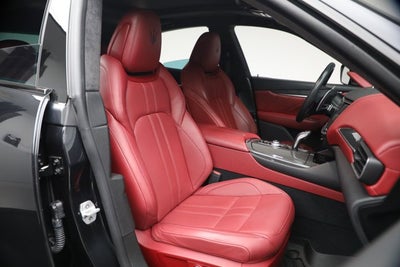 2022 Maserati Levante Modena