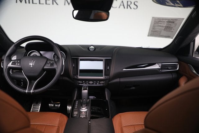 2022 Maserati Levante Modena