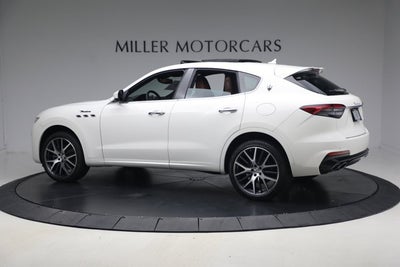 2022 Maserati Levante Modena