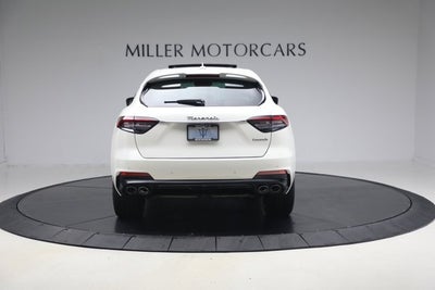 2022 Maserati Levante Modena