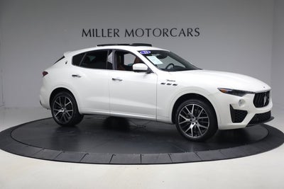 2022 Maserati Levante Modena