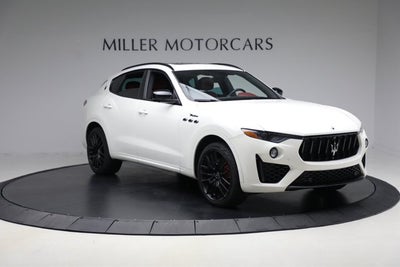 2022 Maserati Levante Modena