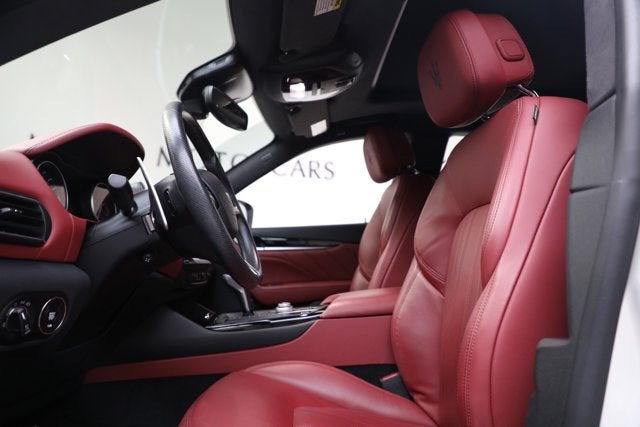 2022 Maserati Levante Modena