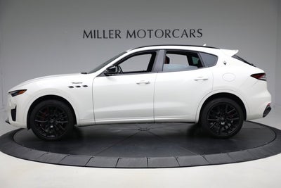 2022 Maserati Levante Modena