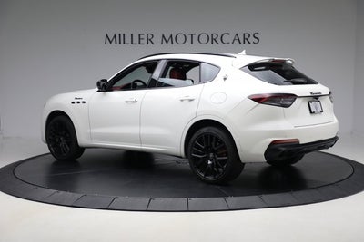 2022 Maserati Levante Modena