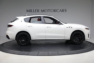2022 Maserati Levante Modena