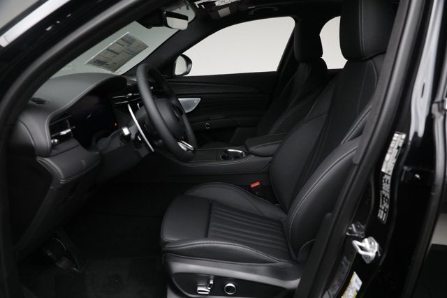 2025 Maserati Grecale 