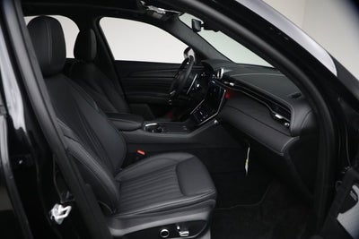 2026 Maserati Grecale Modena