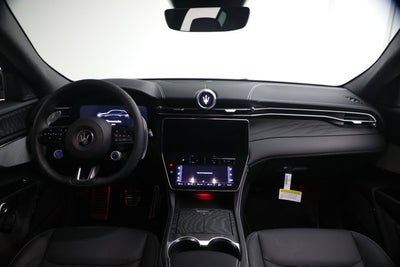 2026 Maserati Grecale Modena V6