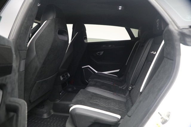 2024 Lamborghini Urus Performante