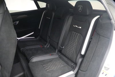 2024 Lamborghini Urus Performante