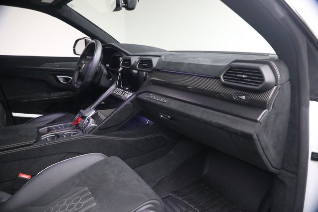 2024 Lamborghini Urus Performante