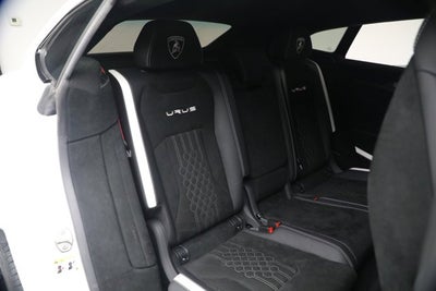 2024 Lamborghini Urus Performante