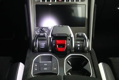 2024 Lamborghini Urus Performante