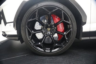 2024 Lamborghini Urus Performante