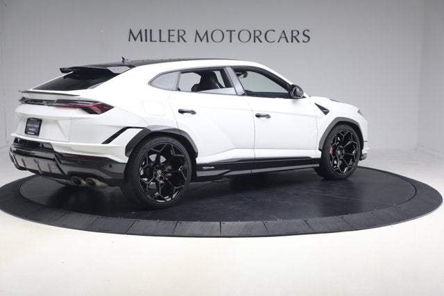 2024 Lamborghini Urus Performante