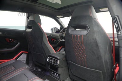 2024 Lamborghini Urus Performante