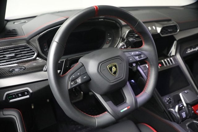 2024 Lamborghini Urus Performante