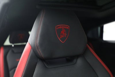 2024 Lamborghini Urus Performante