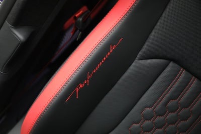 2024 Lamborghini Urus Performante