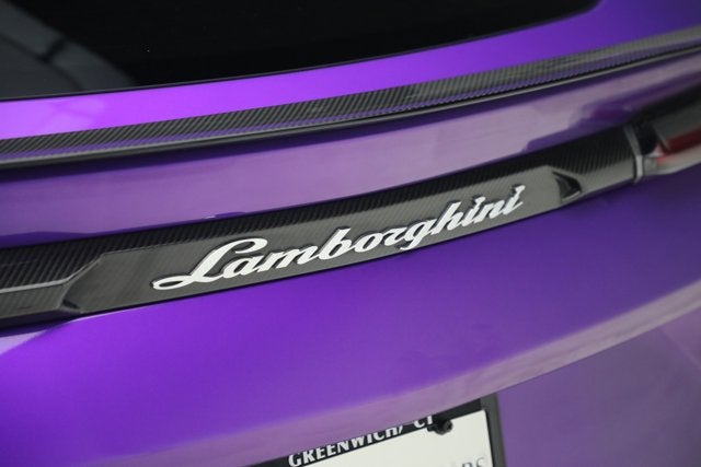 2024 Lamborghini Urus Performante