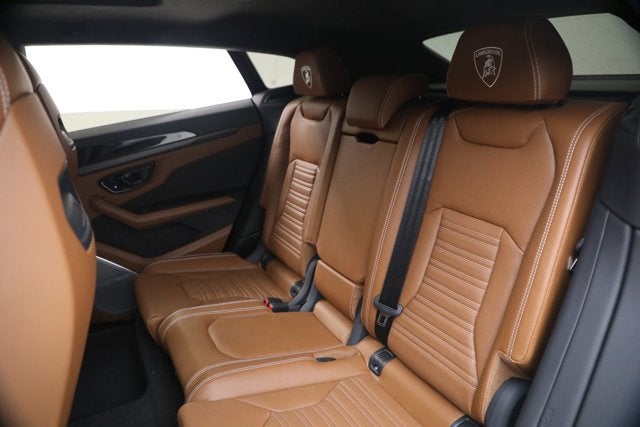 2025 Lamborghini Urus SE