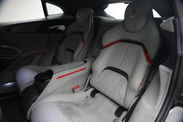 2025 Ferrari Purosangue Base