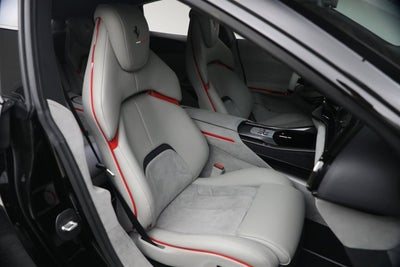 2025 Ferrari Purosangue Base