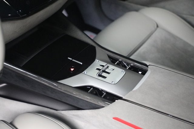 2025 Ferrari Purosangue Base