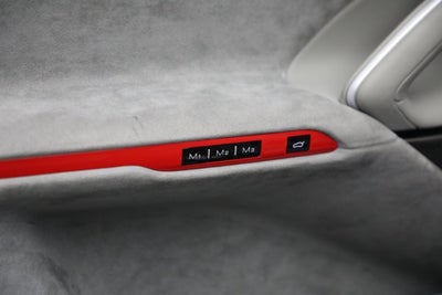 2025 Ferrari Purosangue Base