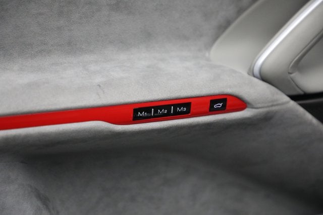 2025 Ferrari Purosangue Base