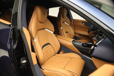 2025 Ferrari Purosangue Base