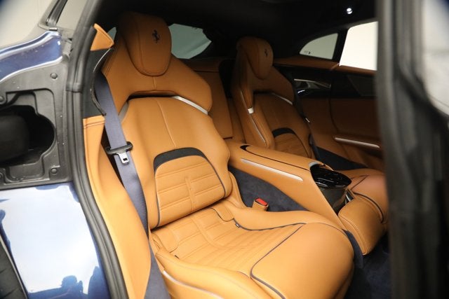 2025 Ferrari Purosangue Base